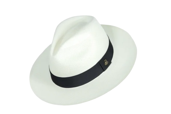 Classic White – Ecua-Andino Hats